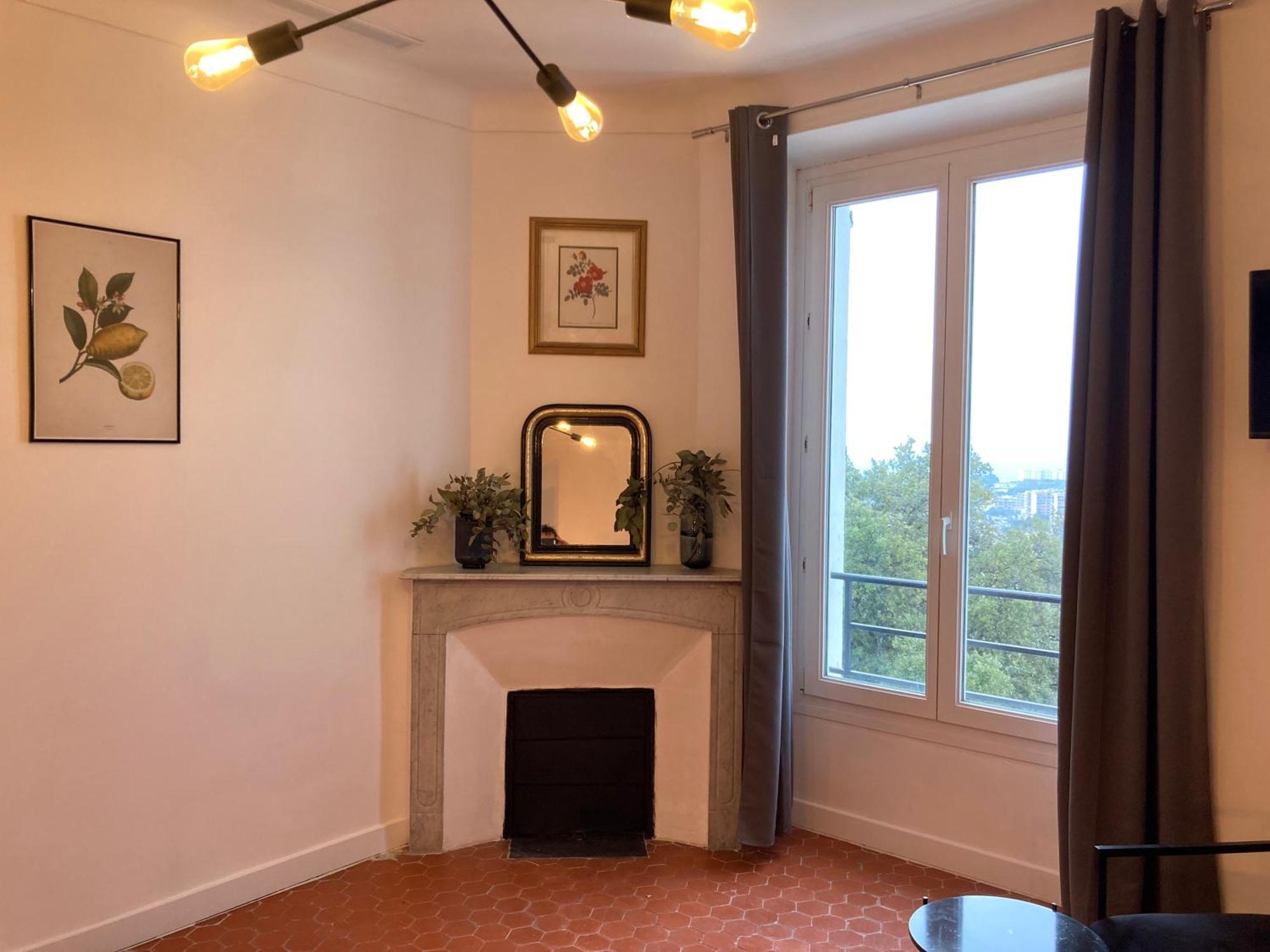 Villa Les Roches 망들리유 라 나플 외부 사진