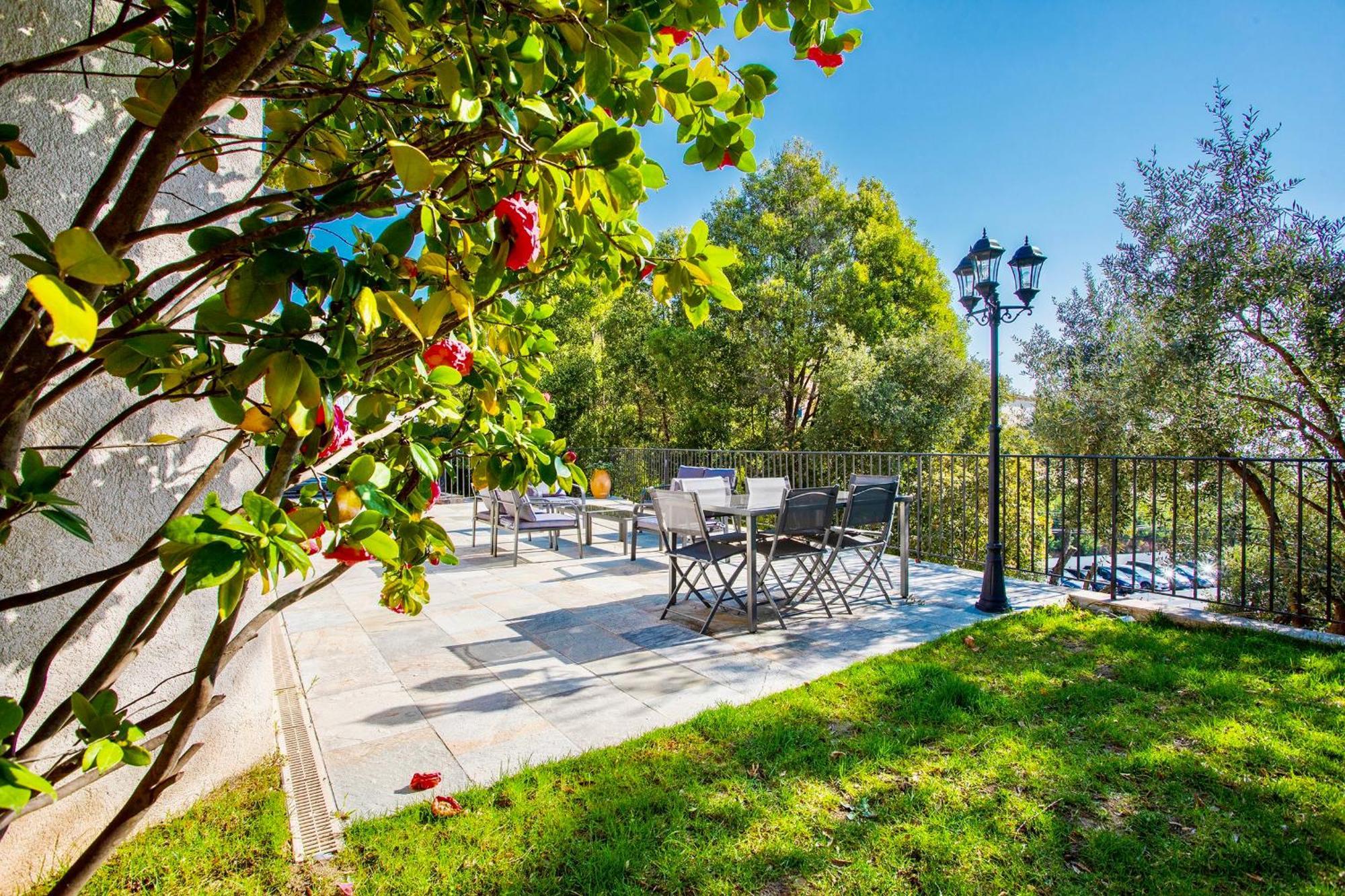 Villa Les Roches 망들리유 라 나플 외부 사진